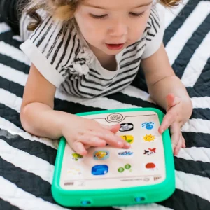 Игрушка музыкальная Hape развивающая, сенсорная "Планшет" 12