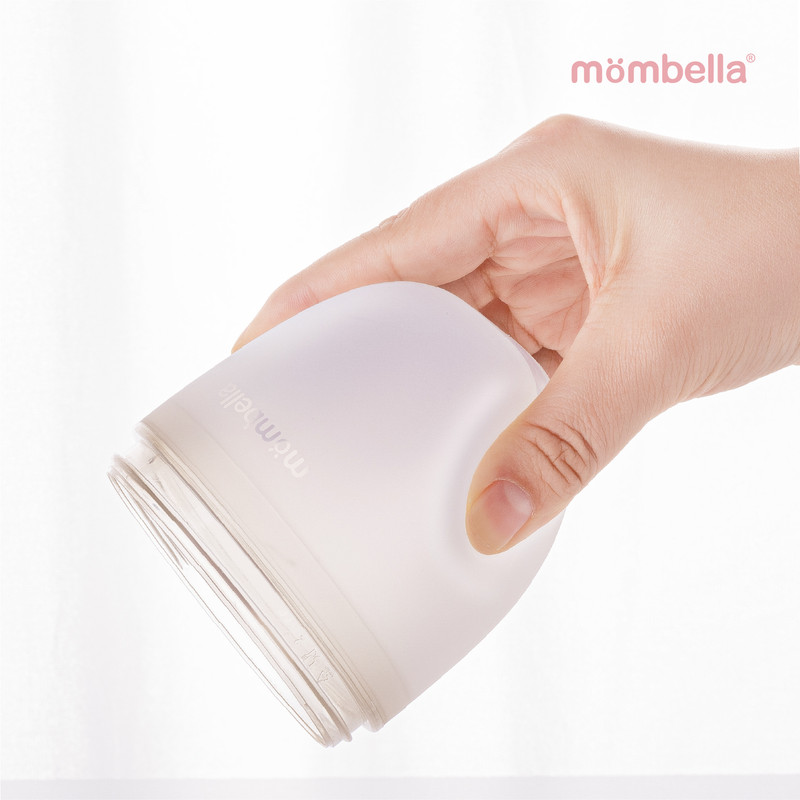 zn39c7het6h9y7509cyrxnzjfn3d7lre Бутылочка антиколиковая Mombella 210мл.силиконовая 4