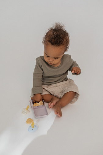 BIBS_AW22_PacifierBox_Lifestyle_1000_min Контейнер для пустышки BIBS Liberty - Blossom 5