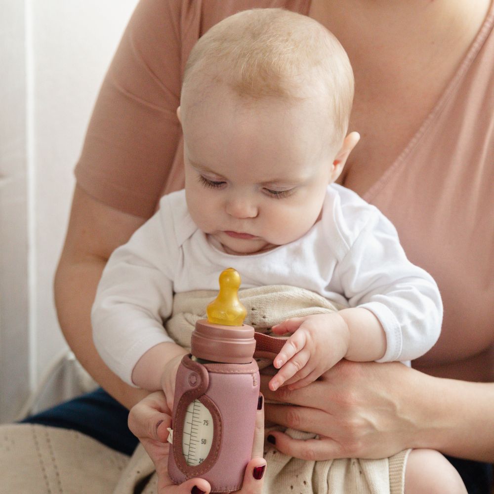 BIBS_SS23_Baby_Bottle_Sleeve_Lifestyle (1) Соска латексная для бутылочки BIBS, 2 шт.(новая упаковка) 2