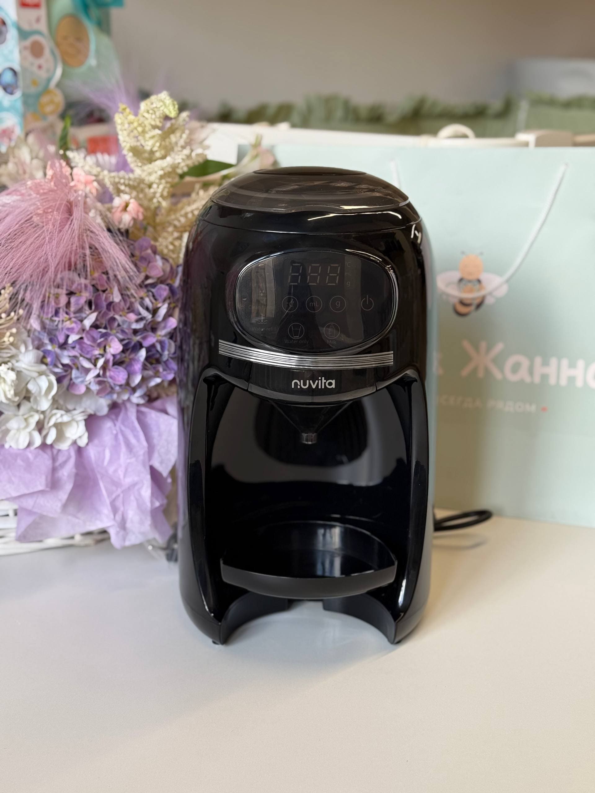 Машина Nuvita для приготовления молочной смеси 1180 Lattespresso 1 машина для приготовления смеси
