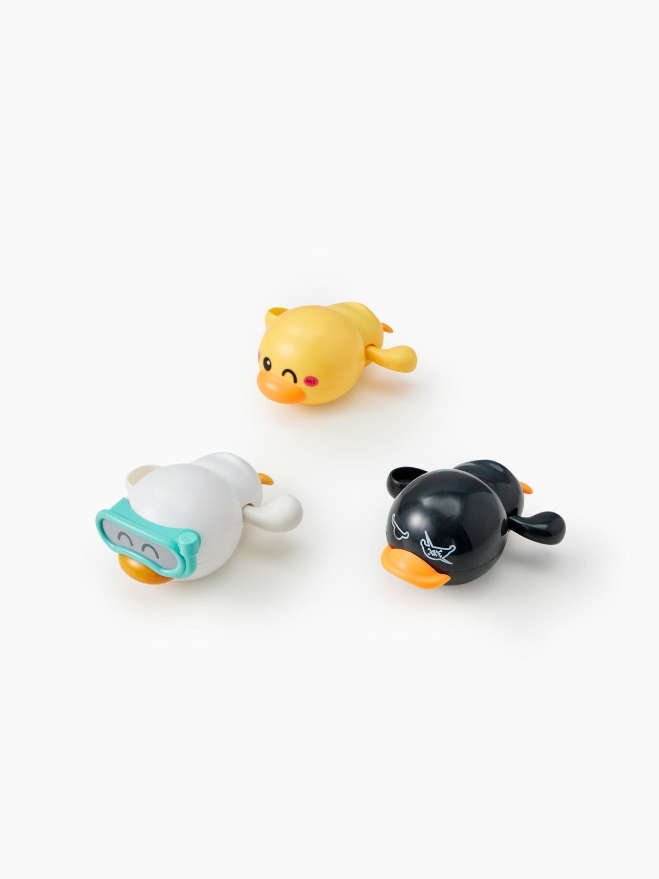 Набор заводных игрушек для ванной Happy Baby DUCKLINGS 1 набор заводных игрушек