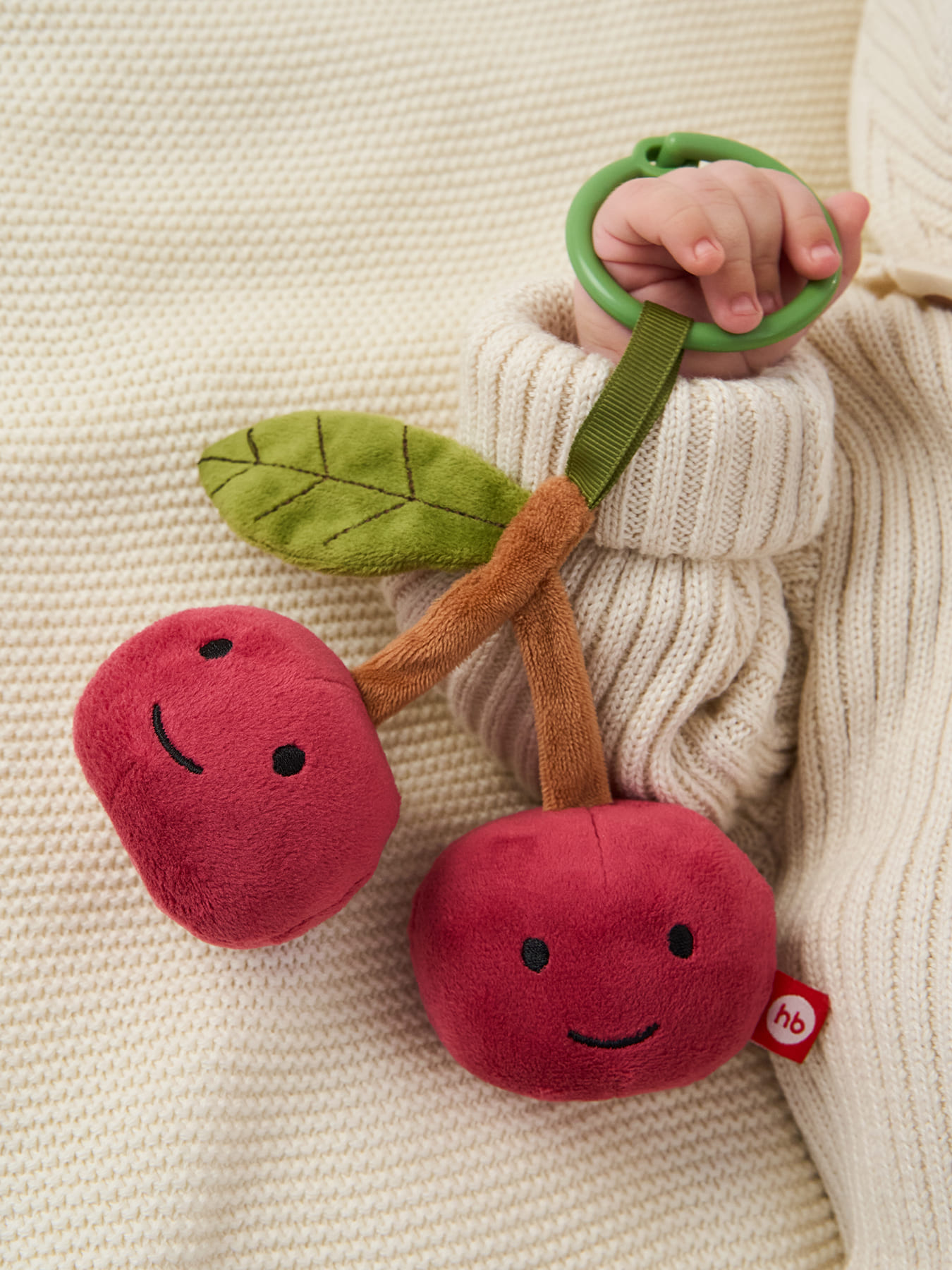 Игрушка-погремушка Happy Baby подвесная Вишня 4 вишня шуршалка
