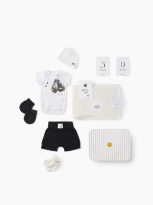 Комплект на выписку Happy Baby 7 предметов 15 Комплект на выписку Happy Baby 7 предметов